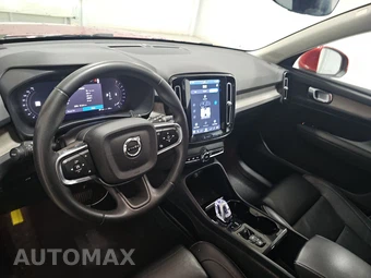 2023 Volvo XC40 B5 Plus Bright Theme – miniatura 11
