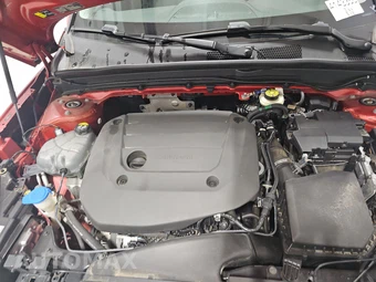 2023 Volvo XC40 B5 Plus Bright Theme – miniatura 15