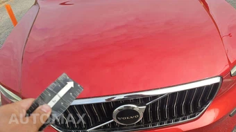 2023 Volvo XC40 B5 Plus Bright Theme – miniatura 25