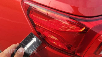 2023 Volvo XC40 B5 Plus Bright Theme – miniatura 30