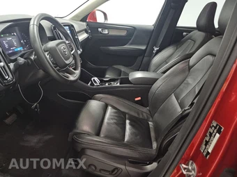 2023 Volvo XC40 B5 Plus Bright Theme – miniatura 7