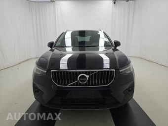 2023 Volvo XC40 B5 Plus Bright Theme – miniatura 2