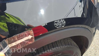 2023 Volvo XC40 B5 Plus Bright Theme – miniatura 22