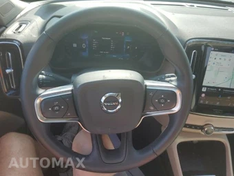 2023 Volvo XC40 B5 Plus Bright Theme – miniatura 15