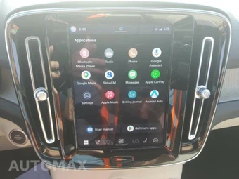 2023 Volvo XC40 B5 Plus Bright Theme – miniatura 17