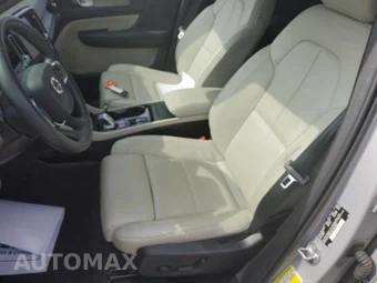 2023 Volvo XC40 B5 Plus Dark Theme – miniatura 13