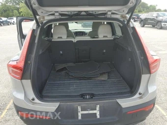 2023 Volvo XC40 B5 Plus Dark Theme – miniatura 23