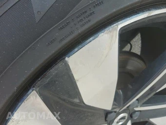2023 Volvo XC40 B5 Plus Dark Theme – miniatura 30
