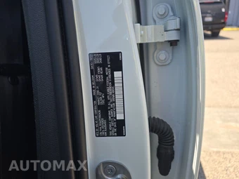2023 Volvo XC40 B5 Plus Dark Theme – miniatura 14