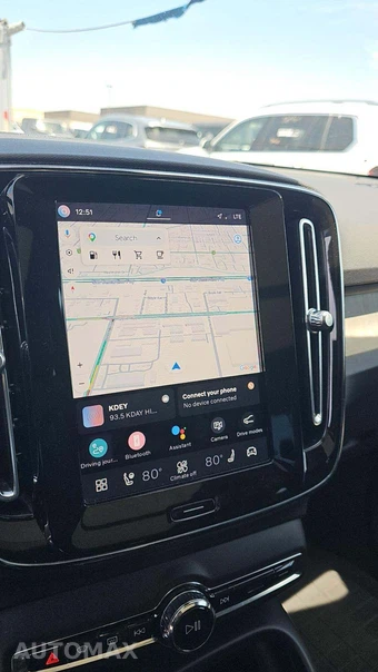 2023 Volvo XC40 B5 Plus Dark Theme – miniatura 21