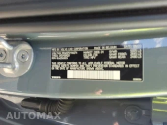 2023 Volvo XC40 B5 Plus Dark Theme – miniatura 15