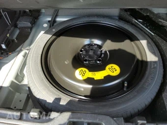 2023 Volvo XC40 B5 Plus Dark Theme – miniatura 19