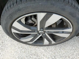 2023 Volvo XC40 B5 Plus Dark Theme – miniatura 22