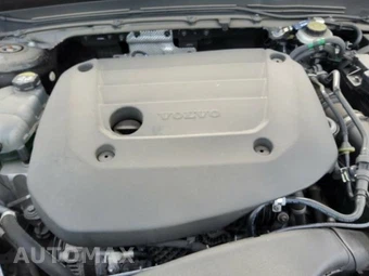 2023 Volvo XC40 B5 Plus Dark Theme – miniatura 25
