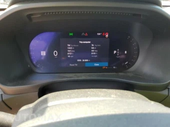 2023 Volvo XC40 B5 Plus Dark Theme – miniatura 14