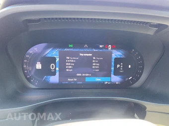 2023 Volvo XC40 B5 Ultimate Bright Theme - miniatura 12