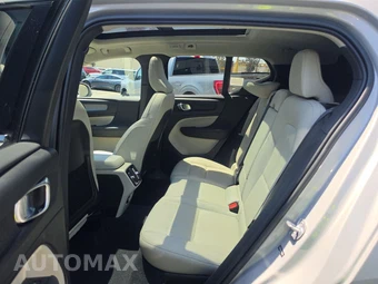2023 Volvo XC40 B5 Ultimate Bright Theme - miniatura 13