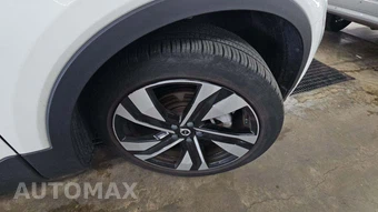 2023 Volvo XC40 B5 Ultimate Bright Theme – miniatura 24