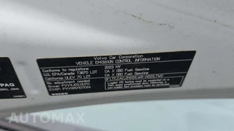 2023 Volvo XC40 B5 Ultimate Bright Theme – miniatura 17