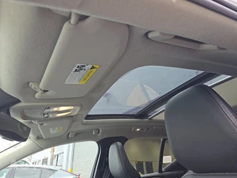 2023 Volvo XC40 B5 Ultimate Bright Theme – miniatura 26