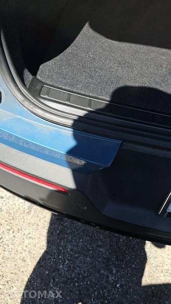 2023 Volvo XC40 B5 Ultimate Dark Theme – miniatura 29