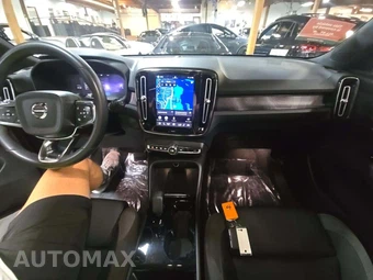 2023 Volvo XC40 Recharge Pure Electric Plus - miniatura 10