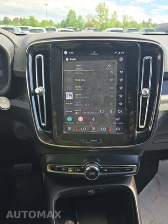 2023 Volvo XC40 Recharge Pure Electric Plus - miniatura 10