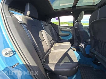 2023 Volvo XC40 Recharge Pure Electric Plus - miniatura 17