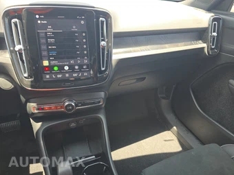 2023 Volvo XC40 Recharge Pure Electric Plus - miniatura 11