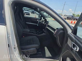 2023 Volvo XC40 Recharge Pure Electric Plus - miniatura 8