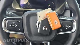 2023 Volvo XC40 Recharge Pure Electric Ultimate - miniatura 18