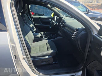 2023 Volvo XC40 Recharge Pure Electric Ultimate - miniatura 8