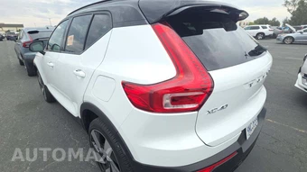 2023 Volvo XC40 Recharge Pure Electric Ultimate - miniatura 17