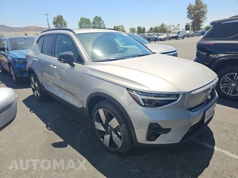 2023 Volvo XC40 Recharge Pure Electric Ultimate - miniatura 3