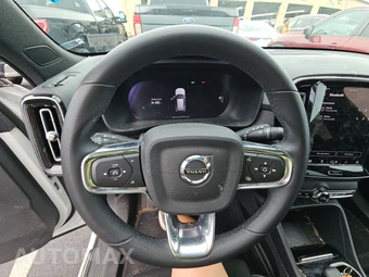 2023 Volvo XC40 Recharge Pure Electric Ultimate - miniatura 10