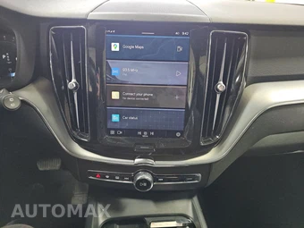 2023 Volvo XC60 B5 Core – miniatura 11