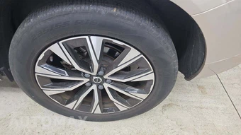 2023 Volvo XC60 B5 Core – miniatura 21