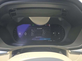 2023 Volvo XC60 B5 Core – miniatura 6