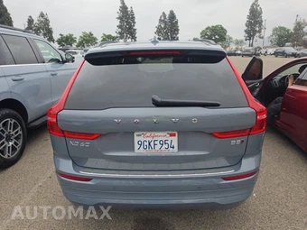 2023 Volvo XC60 B5 Core – miniatura 5