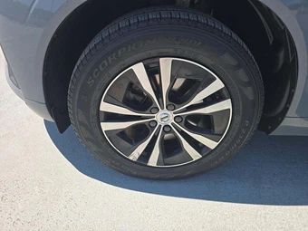 2023 Volvo XC60 B5 Core – miniatura 20