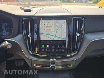 2023 Volvo XC60 B5 Core – miniatura 7