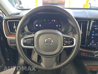 2023 Volvo XC60 B5 Plus Bright Theme – miniatura 10
