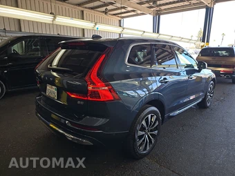 2023 Volvo XC60 B5 Plus Bright Theme – miniatura 4