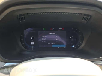 2023 Volvo XC60 B5 Plus Bright Theme – miniatura 6