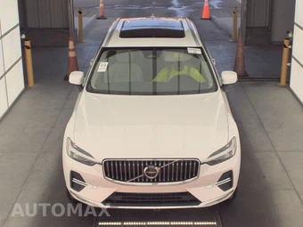 2023 Volvo XC60 B5 Plus Bright Theme - miniatura 2