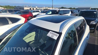 2023 Volvo XC60 B5 Plus Bright Theme - miniatura 21