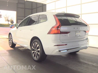 2023 Volvo XC60 B5 Plus Bright Theme - miniatura 6