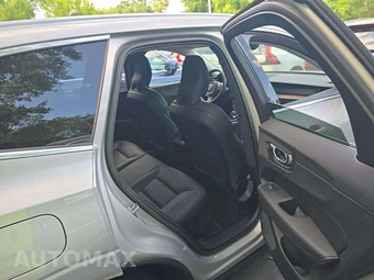 2023 Volvo XC60 B5 Plus Bright Theme – miniatura 16