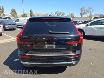 2023 Volvo XC60 B5 Plus Bright Theme – miniatura 5