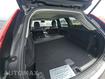 2023 Volvo XC60 B5 Plus Bright Theme – miniatura 16